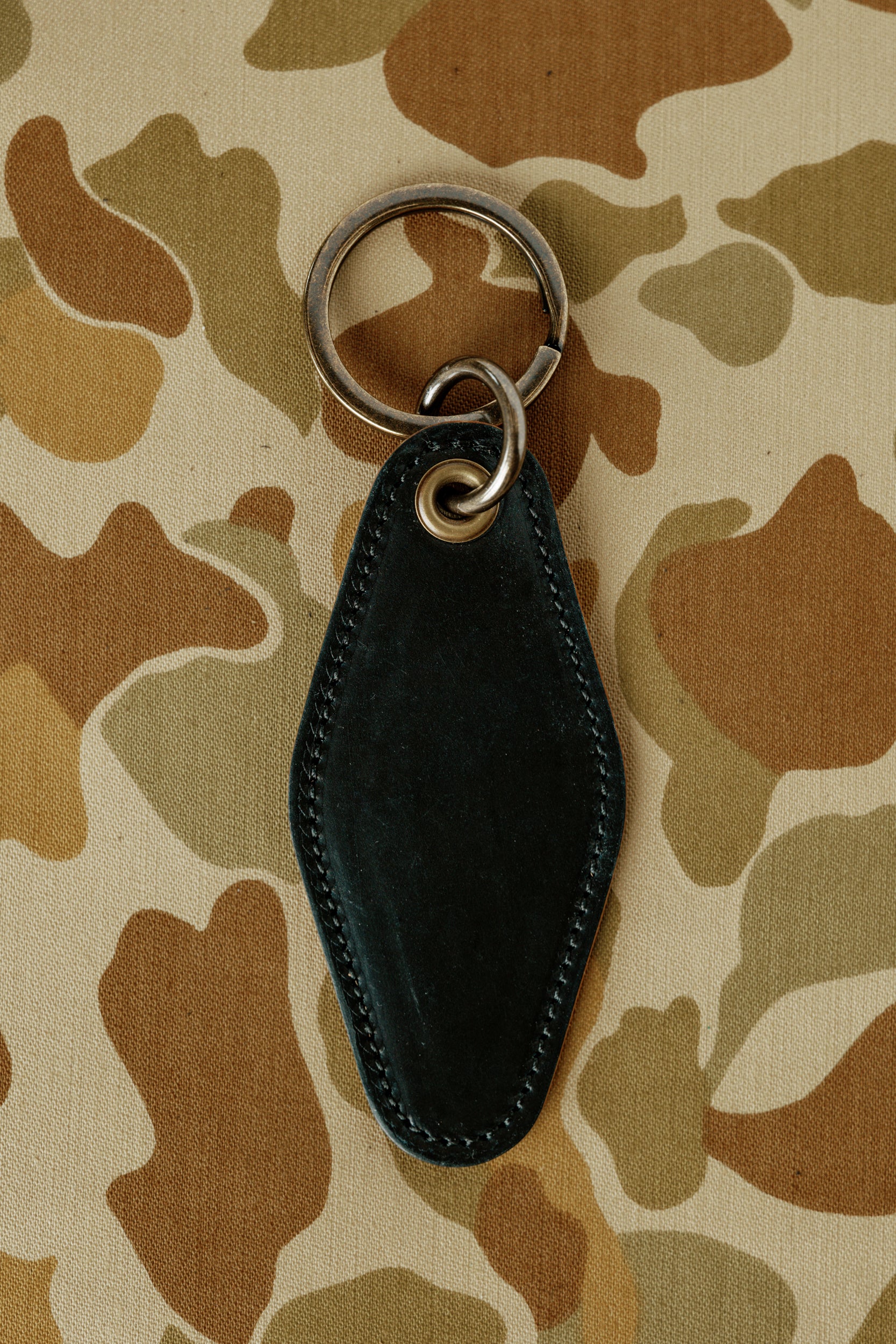 Motel Key Ring - Black Horween Shell Cordovan